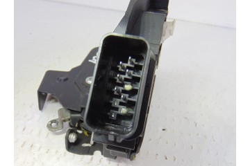 Cerradura puerta delantera derecha, Volvo V50 Familiar D4 Kinetic 2011, 30799302