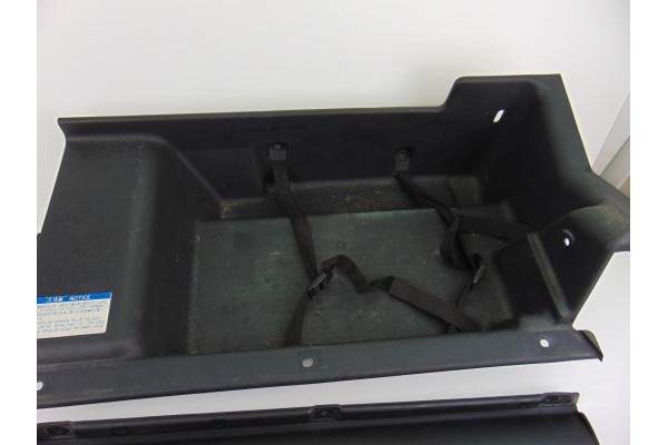 Guantera, Toyota Mr 2 Roadster (W30) 1.8 Smt Hardtop 2004, 64439-17040 usado 5