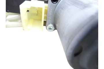 Elevalunas trasero derecho, Audi A3 Sportback (8VA) Ambiente 2013, 8V4839462