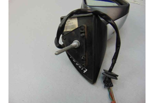 Retrovisor izquierdo