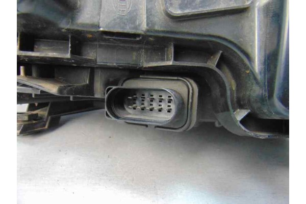 Faro izquierdo, Audi A6 Berlina (4B2) 2.8 Quattro 2000