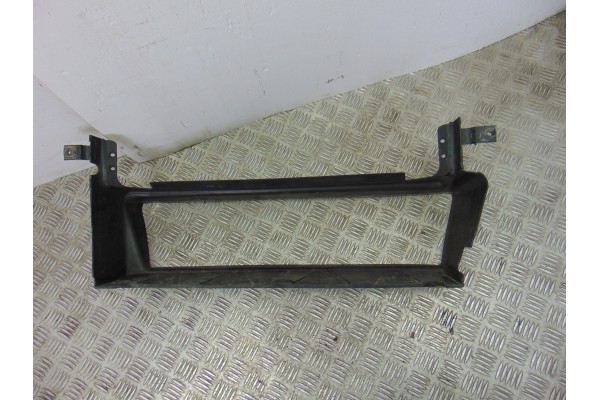 Calandra delantera de radiador, Volvo S40 Berlina 1.6 Momentum 2007, 30678474