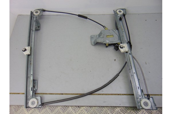 Elevalunas delantero derecho, Renault Kangoo Ii (F/KW0) Profesional 2015