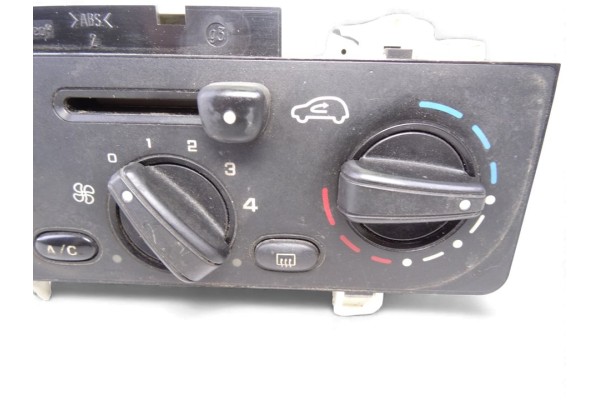 Mando calefaccion / aire acondicionado, Citroen C3 1.4 Furio 2005 usado 5