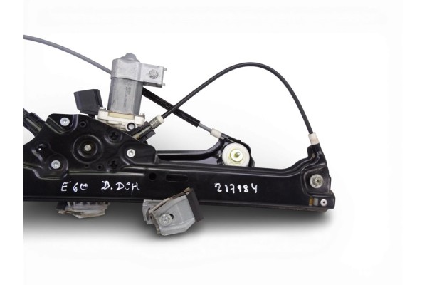 Elevalunas delantero derecho, BMW Serie 5 Berlina (E60) 525xi 2005 usado 5