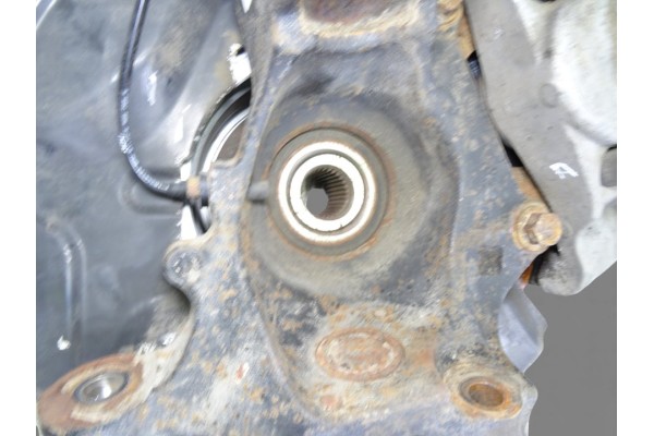 Mangueta delantera derecha, BMW Serie 5 Berlina (E60) 525xi 2005 usado 5