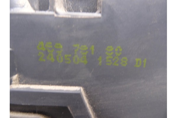 Cerradura puerta trasera derecha, Citroen C3 1.4 HDI Premier 2004, 45978180 usado 5