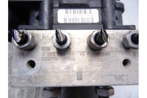ABS, Citroen C4 Berlina Vtr Plus 2006, 9649988180 usado 5