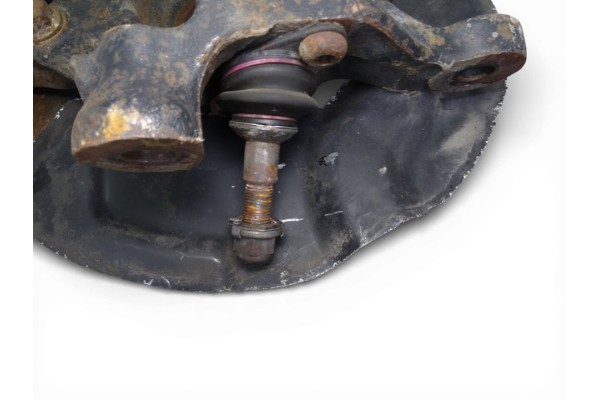 Mangueta delantera izquierda, BMW Serie 5 Berlina (E60) 525xi 2005 usado 5