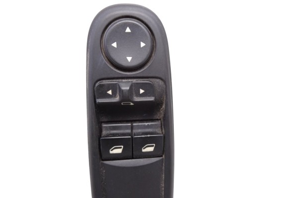 Mando elevalunas delantero izquierdo, Citroen Grand C4 Picasso Millenium 2013, 96639380 usado 5