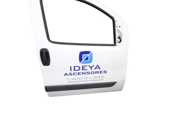 Puerta delantera derecha, Citroen Nemo Furgón 2013 usado 5