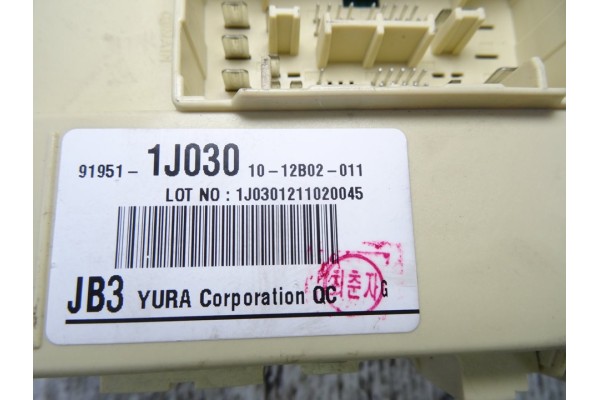 Caja reles / fusibles, Hyundai I20 (Pb) City S 2013, 919511J030 usado 5