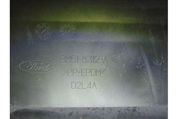 Molduras delanteras, Ford Focus Berlina (CB8) Trend 2011, BM518312AC usado 5