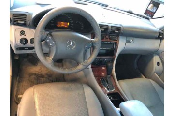 MERCEDES-BENZ CLASE C (BM 203) BERLINA 220 CDI (203.006)