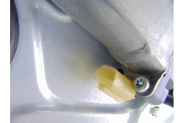 2 PIN ELEVALUNAS DELANTERO DERECHO HYUNDAI I30 (FD) Classic 2008 2 PIN 206770 HYUNDAI - 2