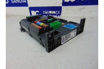 Caja reles / fusibles, Citroen C4 Cactus Feel 2014, 9807531680
