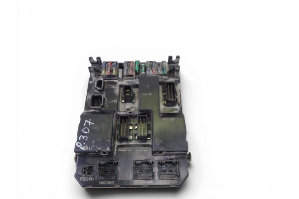 Caja reles / fusibles, Peugeot 307 Break / Sw (S1)(04.2002) Sw 2003, 9651197580
