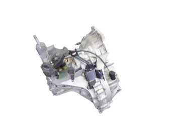 Caja cambios, Ford Focus Berlina (Cak) Trend 2004, 2S4R7002PB
