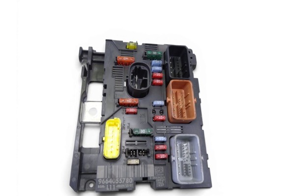 Caja reles / fusibles, Peugeot 207 Xs 2008, 9664055780