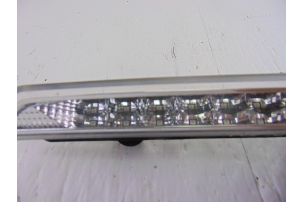 9811951080 LUZ CENTRAL DE FRENO PEUGEOT 508 SW