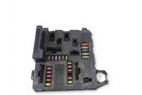 Caja reles / fusibles, Renault Scenic Ii (Jm) Authentique 2006, 8200306032C