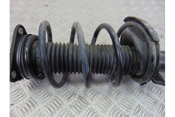 Amortiguador delantero derecho, Ford Focus Berlina (CB4) Trend 2009, 4M51-18045-Abf usado 5