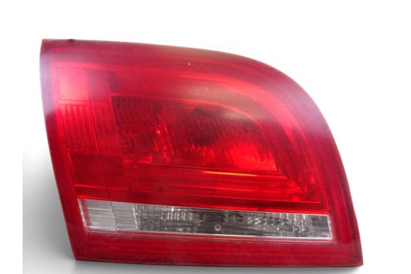 Piloto trasero izquierdo interior, Audi A3 Sportback (8PA) 1.4 Tfsi Ambiente 2010 usado 5