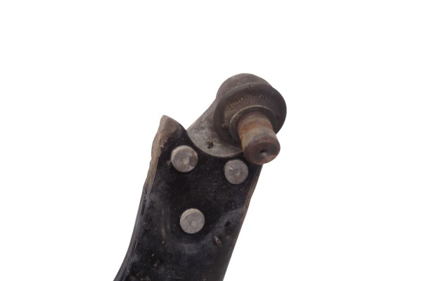 Brazo suspension inferior delantero izquierdo, Ford Focus Sportbreak (Cew) Trend 2021 usado 5