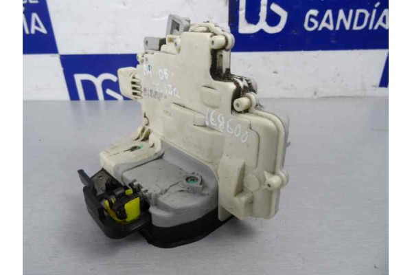 Cerradura puerta trasera izquierda, Audi A4 Avant (8E) 2.0 Tdi 2006, 8E0839015AA
