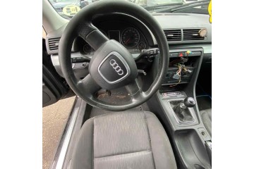 AUDI A4 AVANT (8E) 1.8 T Quattro