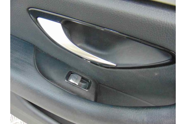 Guarnecido puerta trasera izquierda, A2137309705