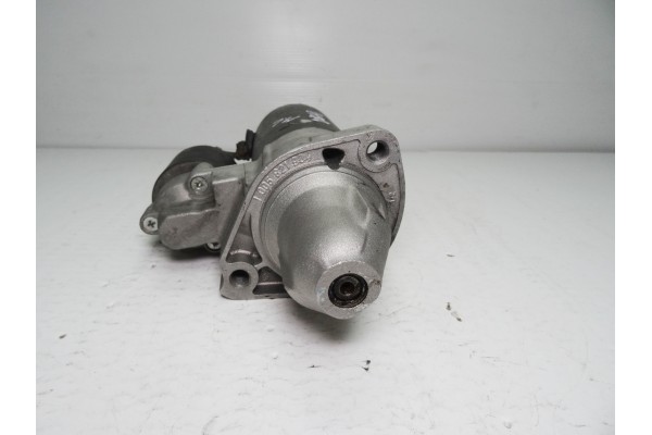 A0061514101  MOTOR ARRANQUE MERCEDES-BENZ CLASE ML (BM 164) 320 / 350 CDI (164.122) 2005 A0061514101 208743 MERCEDES-BENZ - 1