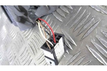 Retrovisor derecho, Audi A4 Berlina (B5) 1.9 Tdi 1997