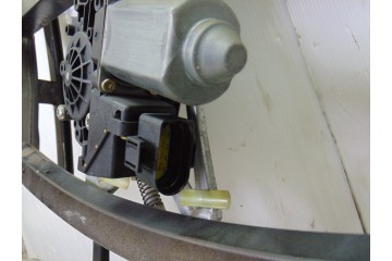 Elevalunas delantero derecho, Audi A4 Berlina (B5) 1.9 Tdi 1999