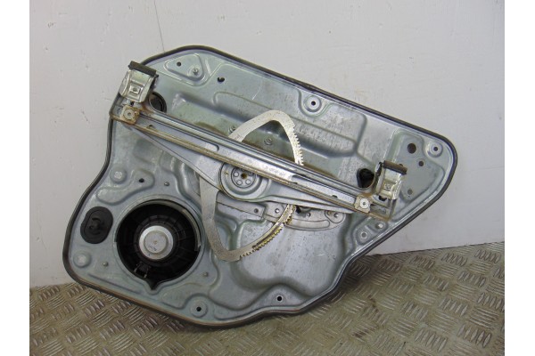 Elevalunas trasero izquierdo, Volvo S40 Berlina 1.6 D Kinetic 2006, 30739182AC