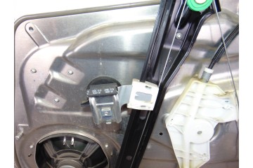 A2048200142 ELEVALUNAS DELANTERO IZQUIERDO MERCEDES-BENZ CLASE E (BM 212) LIM.