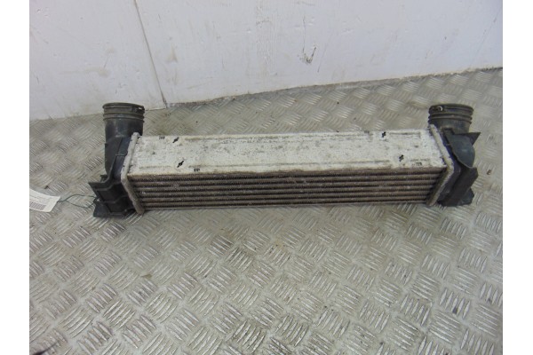 Intercooler, BMW Serie 1 Berlina (E81/E87) 118d 2005 usado 6