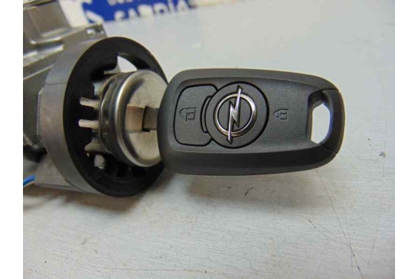 Antirrobo / llave contacto, Opel Astra K Berlina 5P Dynamic 2018, 39079938 usado 6