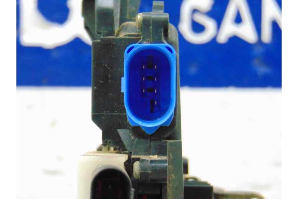Cerradura puerta trasera izquierda, Volkswagen Touareg (7LA) TDI V10, 7L0839015B usado 6