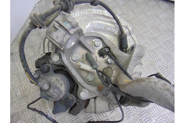 Mangueta delantera izquierda, BMW Serie 1 Berlina (E81/E87) 120d 2009, 6773209 usado 6