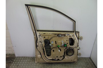 Puerta delantera izquierda, Ssangyong Rodius Xdi Limited AWD 2006, DORADA