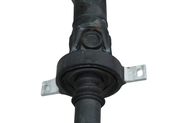 Transmision central, BMW Serie 1 Berlina (E81/E87) 120d 2009, 7565290 usado 6