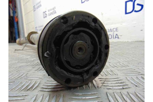 Transmision central, Audi A4 Avant (8E) 1.8 T Quattro 2005, 8E0521101D