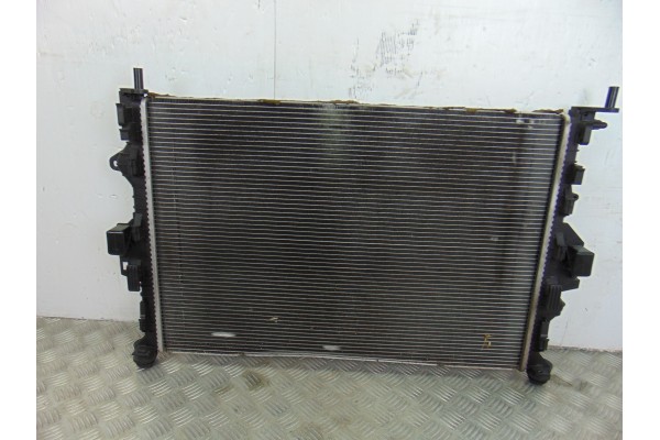 Radiador agua, Ford Focus Berlina (CB8) Trend 2011, 8V61-8C342-FA