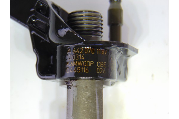 Inyector, A6420701187