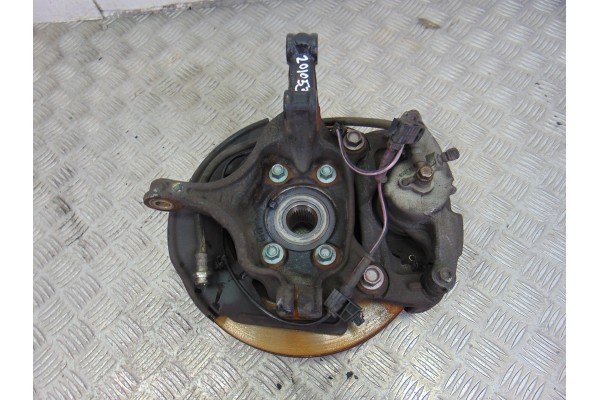 Mangueta delantera izquierda, Mazda 3 Berlina / Sedán (Bm/bn) Luxury 2014