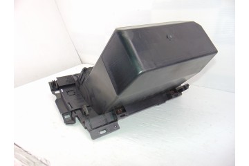 Guantera, Ford C-max (CB3)(2007) Ambiente 2009, 2S61A06157AA