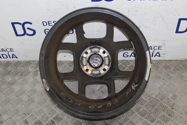 Llanta, Citroen C4 Cactus Feel 2014 usado 6