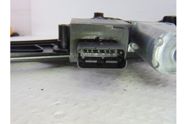 Elevalunas delantero derecho, Peugeot 5008 Active 2017, 9840196880