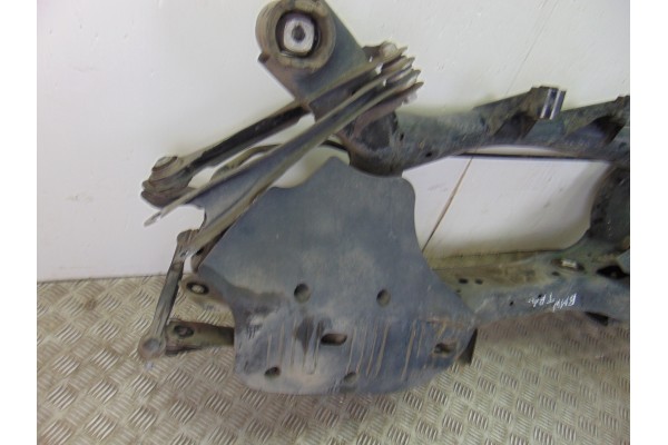 Puente trasero, BMW Serie 3 Touring (F31) 318d 2014 usado 6